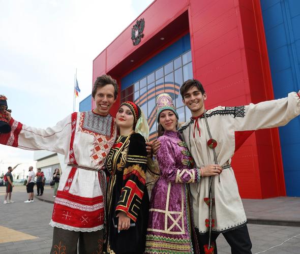 Город С...